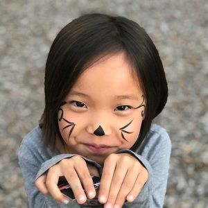 Meet your Posher, Ella